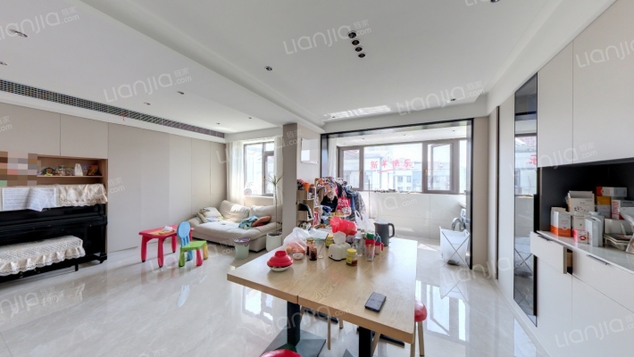 周新苑一期二手房实景图