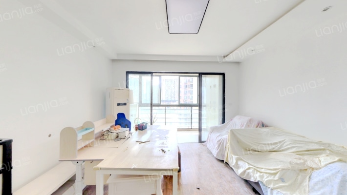 金阳新世界山临境二手房实景图