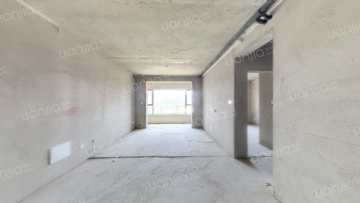 云杉溪谷二手房实景图