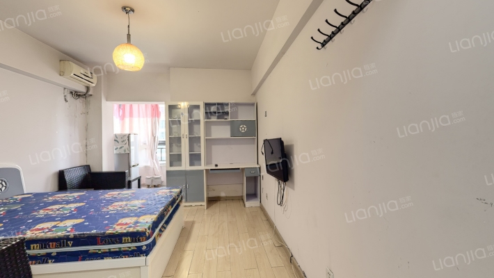 单飞鑫雅苑二手房实景图