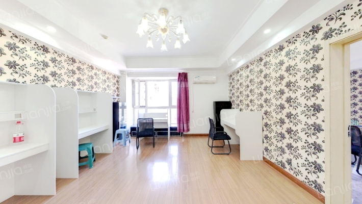 经典生活二手房实景图