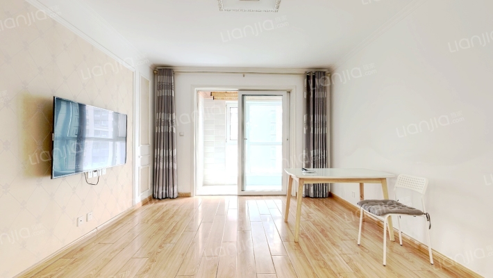 保利金香槟二手房实景图