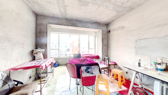 建华新村二手房实景图