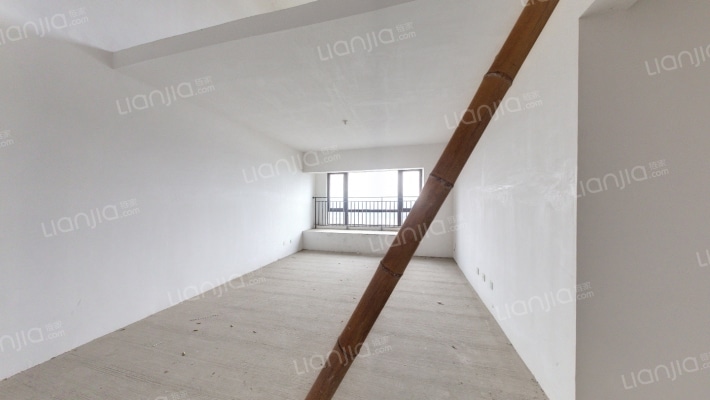 新筑鼎峰二手房实景图