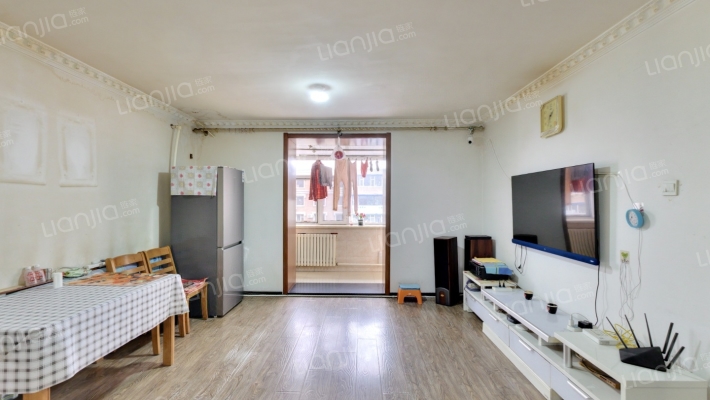 长新小区二手房实景图