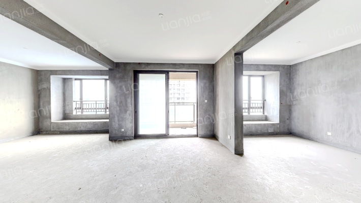 铂翠湾二手房实景图