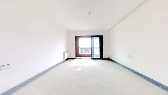 万科荣成兰乔圣菲西区二手房实景图