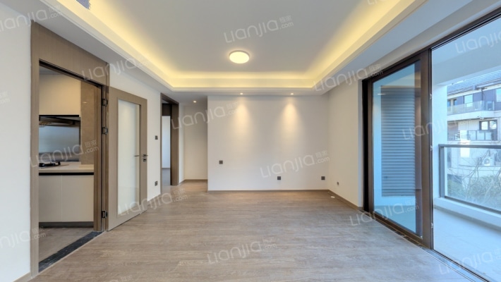 保利明玥潮升二手房实景图