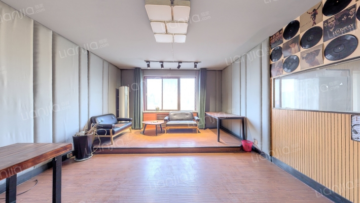 五行嘉园二手房实景图