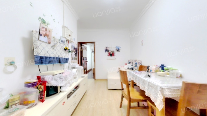 滨江花园东园二手房实景图