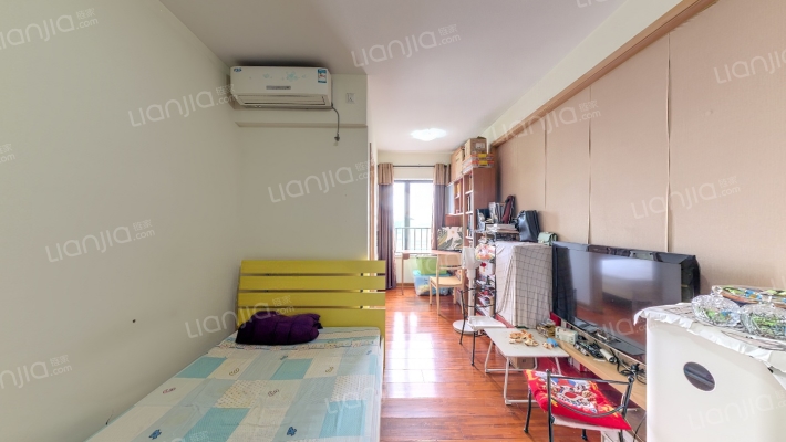 中央财津二手房实景图