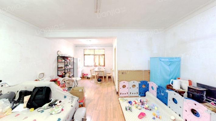 四季芳园二手房实景图