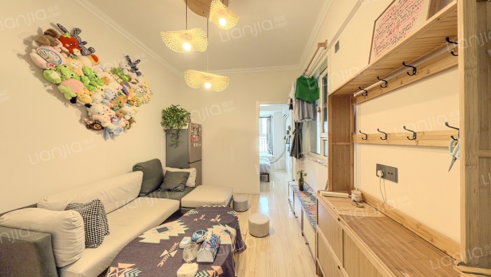 建邦华庭二手房实景图