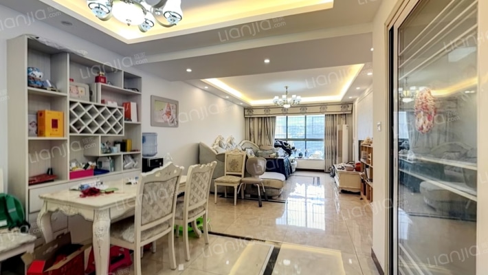 小月亮影视文化城二手房实景图