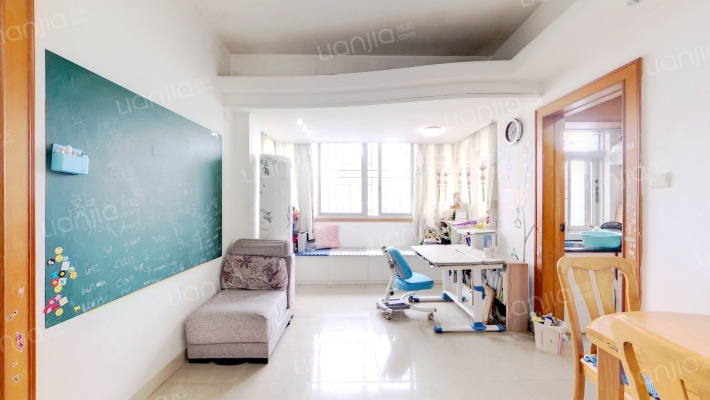 嘉丽苑二手房实景图