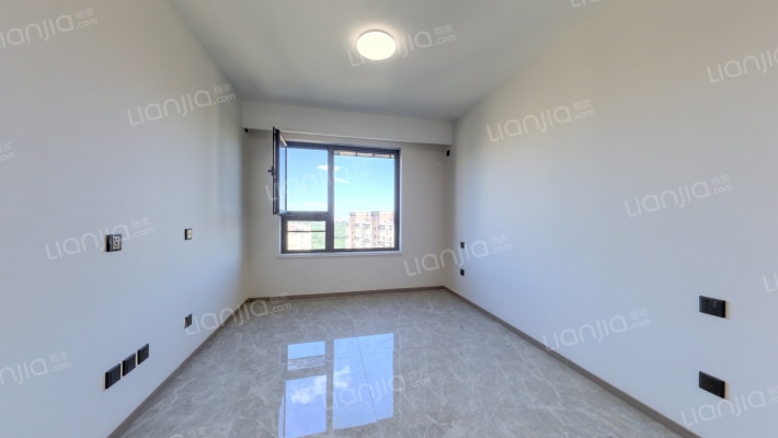 中海寰宇视界二手房实景图