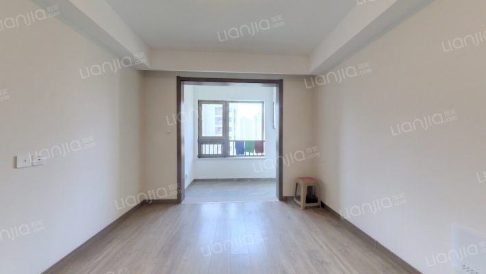 雪山万科城A8区听雪园二手房实景图