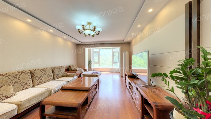 河畔人家二手房实景图