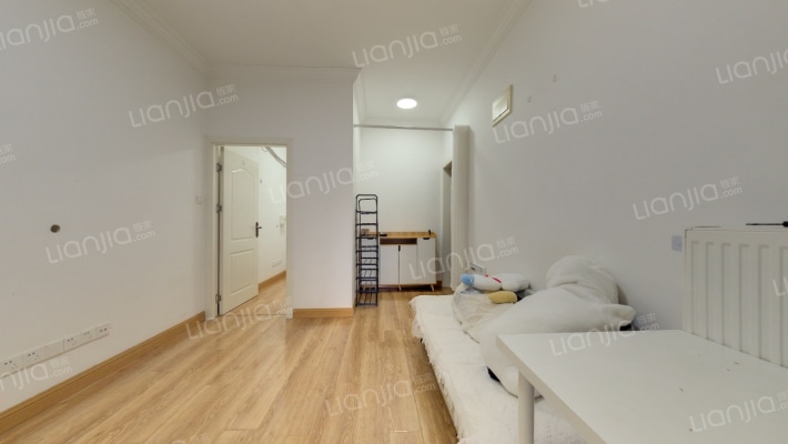 虹桥路772弄二手房实景图