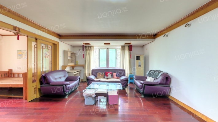 白马河新村二手房实景图