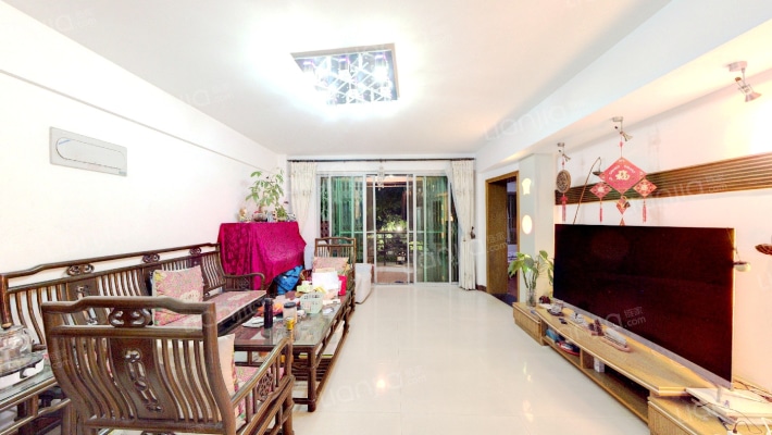 龙苑C区二手房实景图