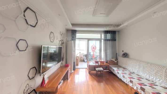 文一名门河畔二手房实景图