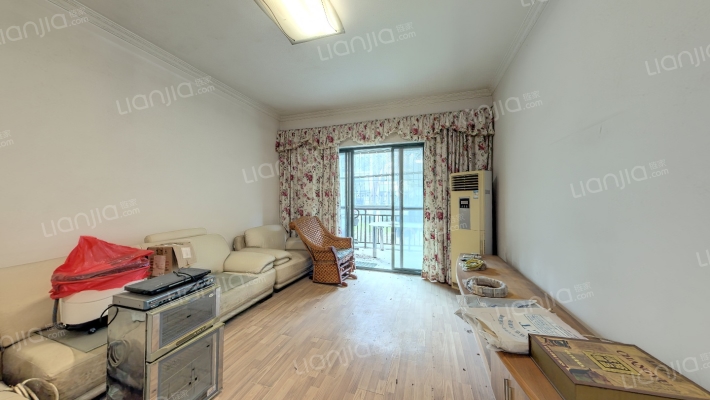 挪威森林二手房实景图