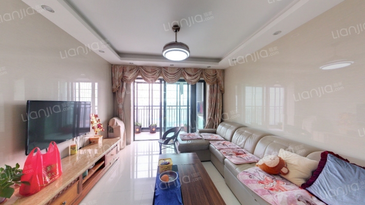 雅居乐都荟天地二手房实景图