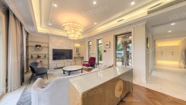 麓山国际碧湖岸二手房实景图