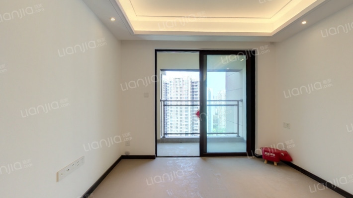 万科彩云湖二手房实景图