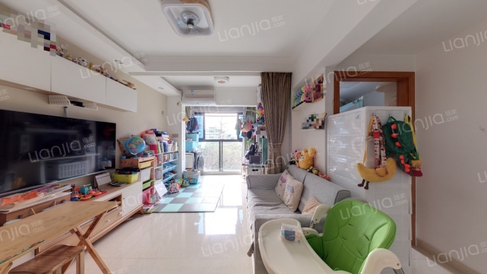 金众蓝钻风景二手房实景图