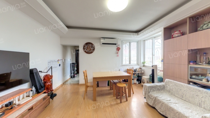 湖光路工业设计院二手房实景图