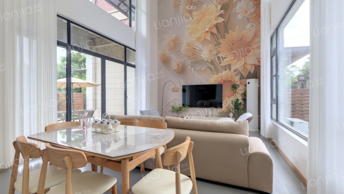 揽山墅二手房实景图