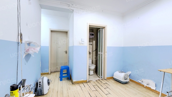 农委宿舍二手房实景图