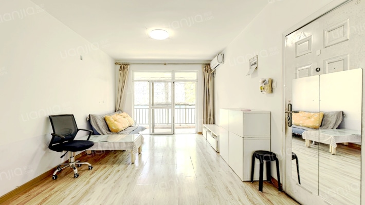 中山颐景花园二期二手房实景图