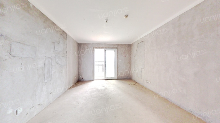 绿地海外滩一期二手房实景图