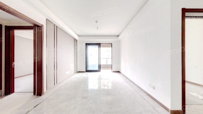 重庆融创文旅城御华二手房实景图