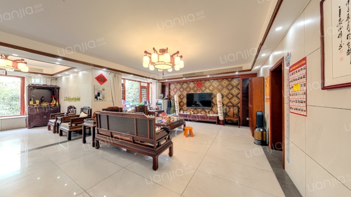 八方小区D区二手房实景图