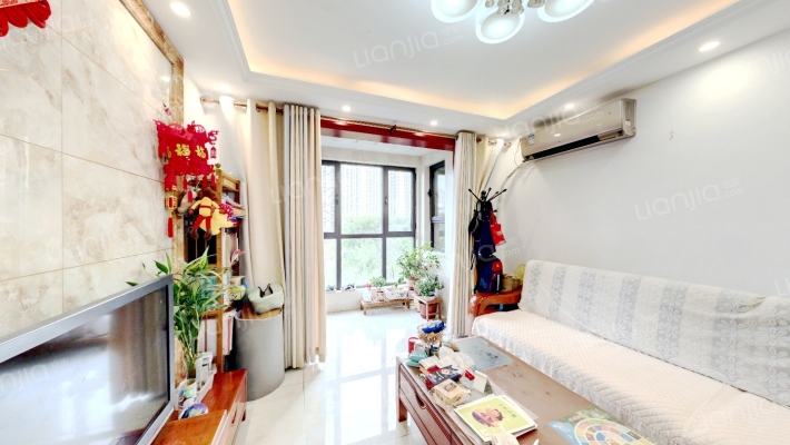 想象国际南区二手房实景图