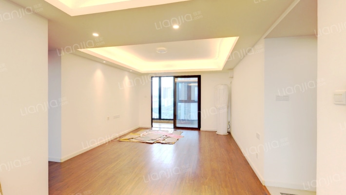 万科金域蓝湾三期二手房实景图