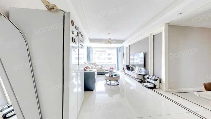 保利湖心岛丽湖苑二手房实景图