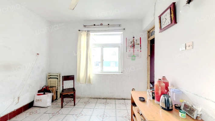 恒通生活区二手房实景图