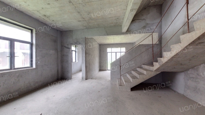 华立普罗旺斯二手房实景图