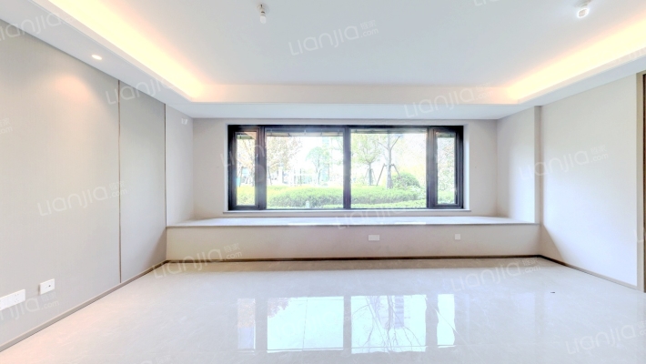 古墩彩虹轩二手房实景图