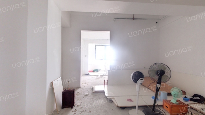 恒业站前广场二手房实景图