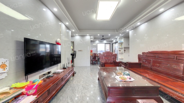 万燊花苑二手房实景图