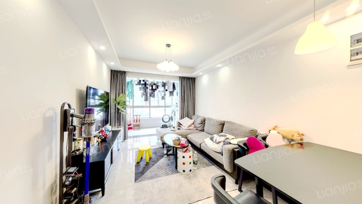 招商依云华府二手房实景图