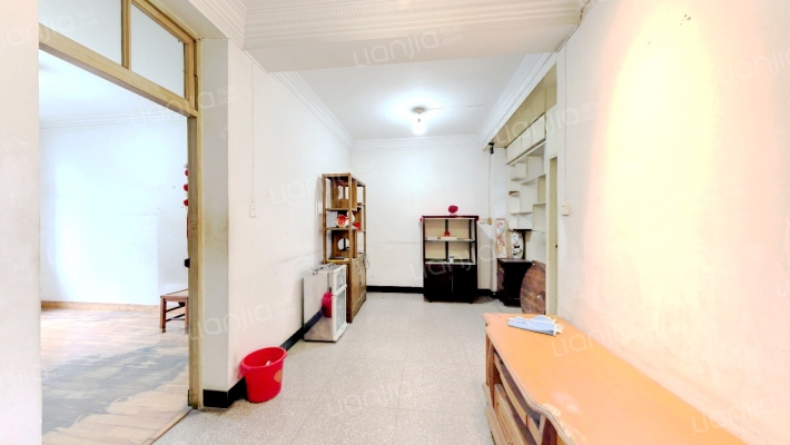 桃园新村1座二手房实景图