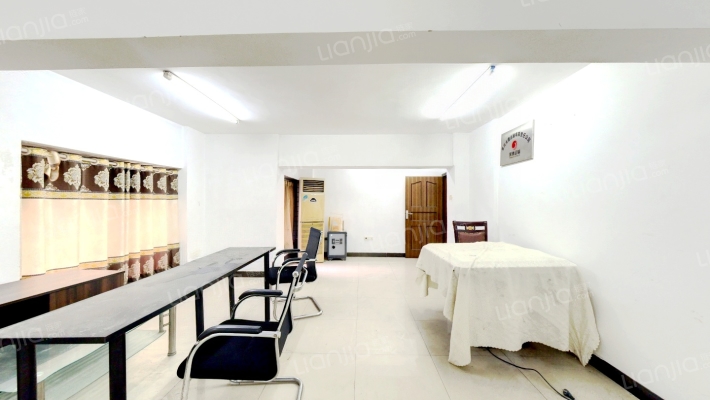 鑫泰铭居二手房实景图