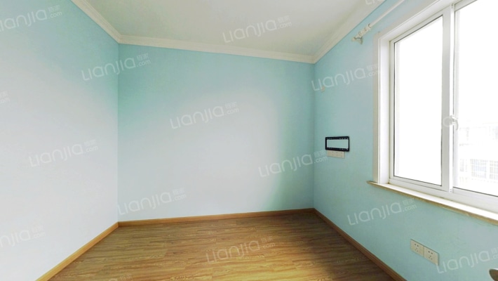 曹张新村第一社区本部二手房实景图